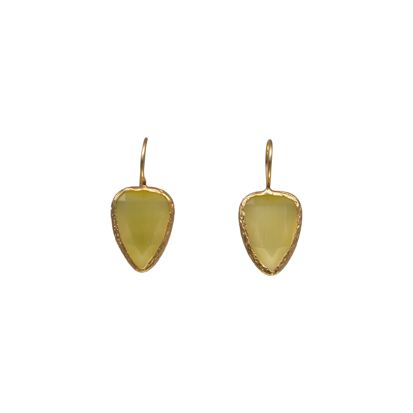 Shield Earring - 13x18mm