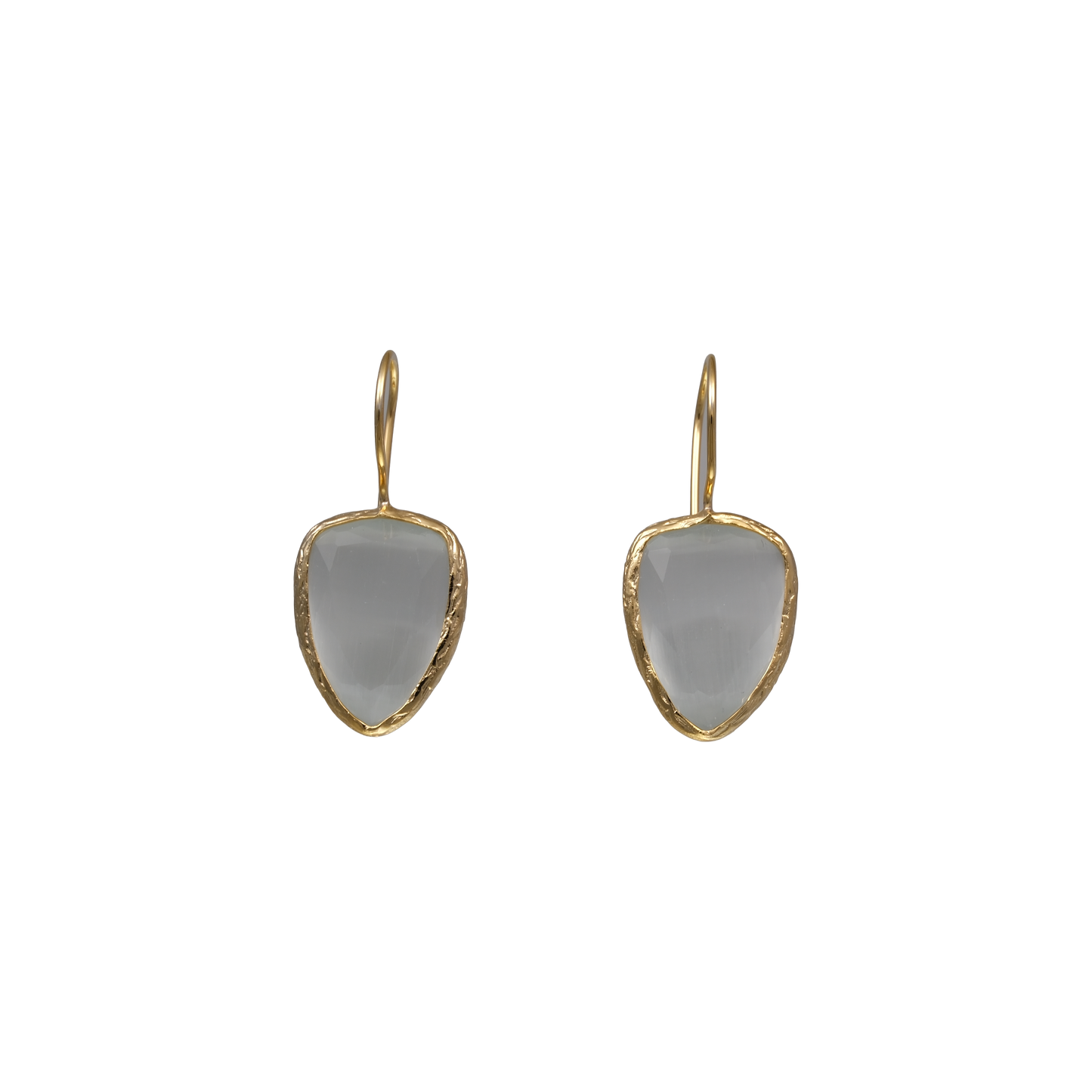 Shield Earring - 13x18mm