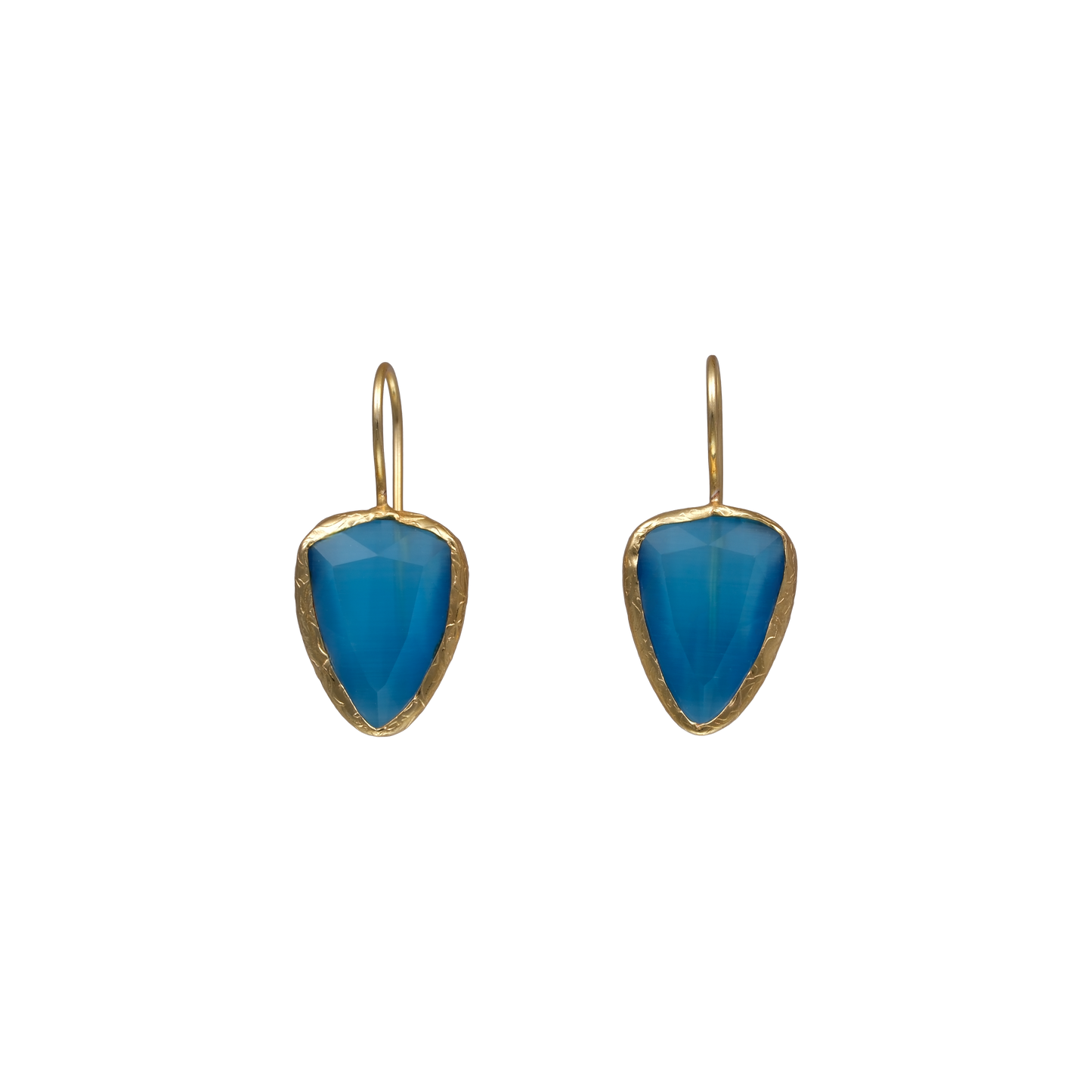 Shield Earring - 13x18mm