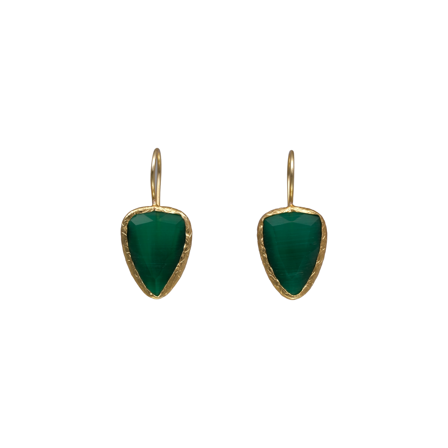 Shield Earring - 13x18mm
